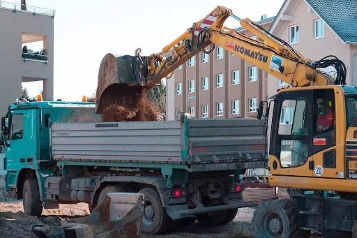 J W Haulage And Grab Hire Tipper Hire Banbury Medium